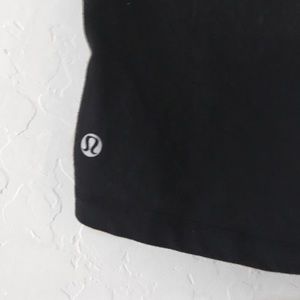 lululemon athletica Shorts - LULULEMON BOOGIE ON II RACING STRIPE SHORTS SZ 6 lululemon athletica Shorts - LULULEMON BOOGIE ON II RACING STRIPE SHORTS SZ 6
